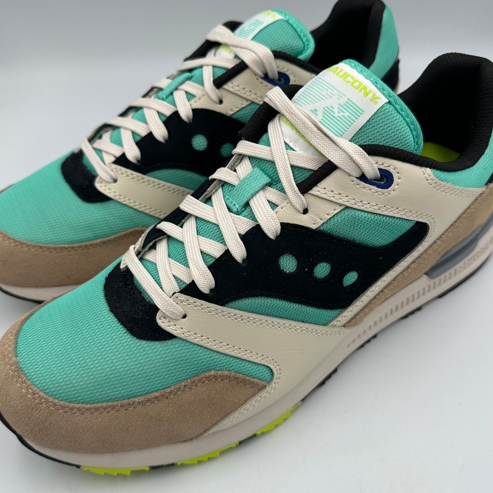 Saucony Courageous Mens Size 13 Light Blue Tan NIB S70847-4 Retro Runner Sneaker